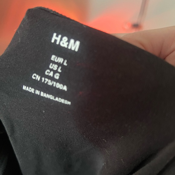 ASO Katherine Pierce H&M Tank - Picture 2 of 5